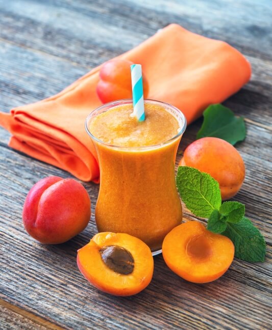 Apricot Mango Spinach Smoothie