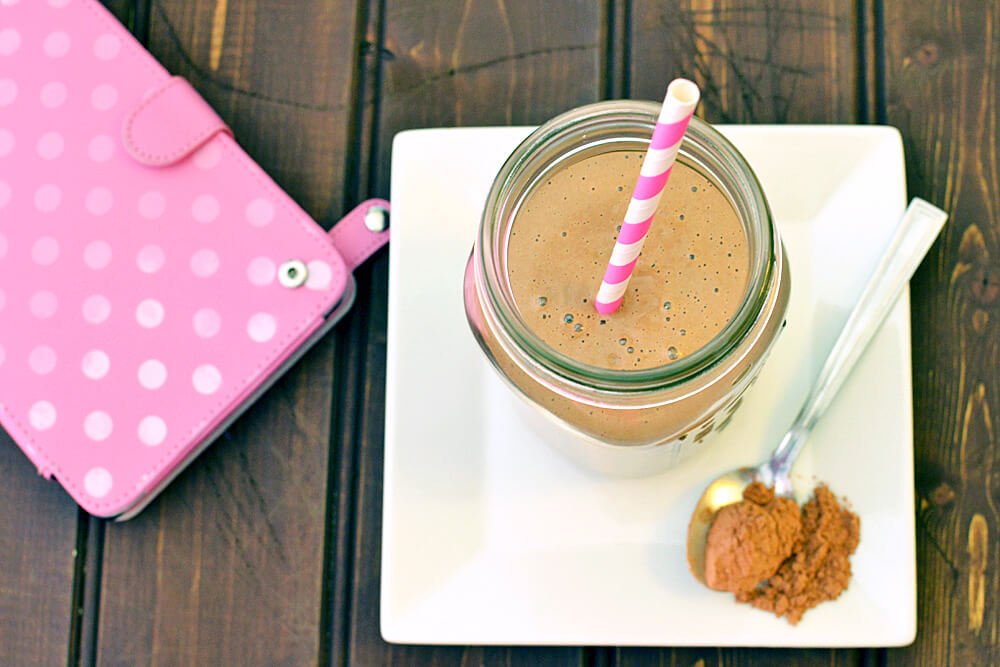 Creamy Low Carb Chocolate and Peanut Butter Smoothie