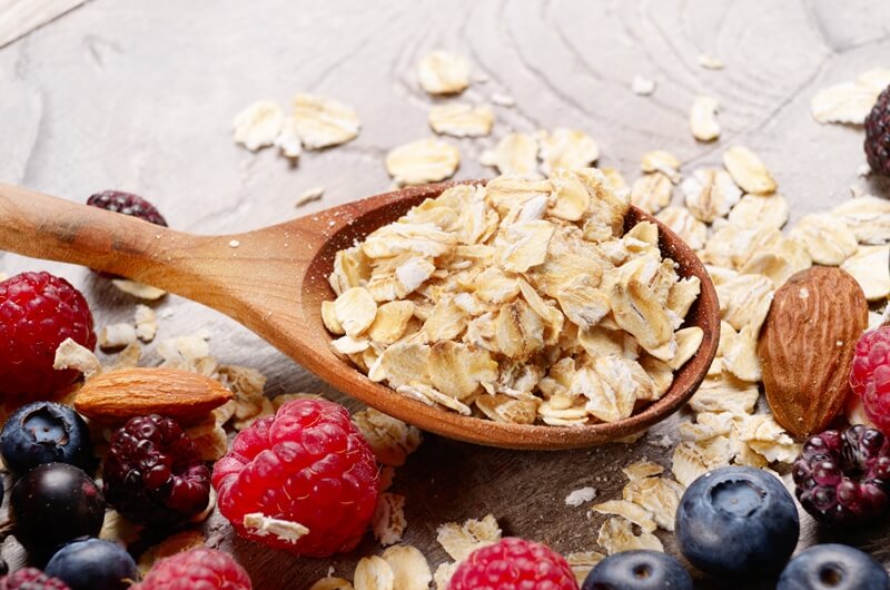 Oats nuts berries